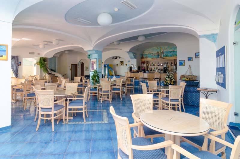 Offerte Maggio Hotel Saint Raphael 4 stelle Barano d Ischia Vacanza Benessere con Terme Vista Mare e Pacchetti Cure Termali vicino alla Spiaggia dei Maronti